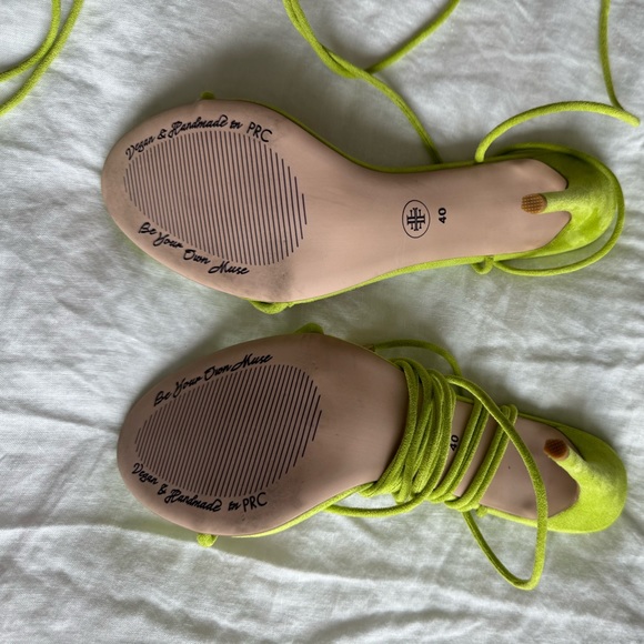 Femme LA Barely There Lace Up Heel in Lime - Picture 8 of 10
